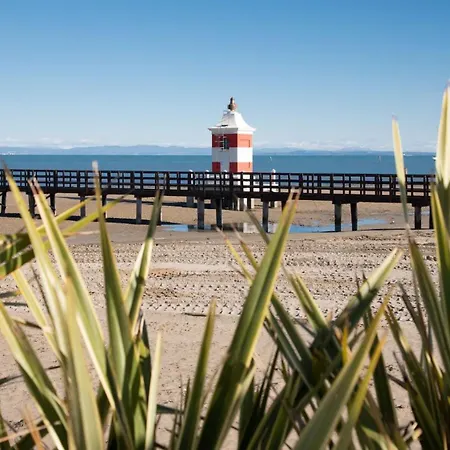 Διαμέρισμα Sunny First-ffloor Beachside Retreat *